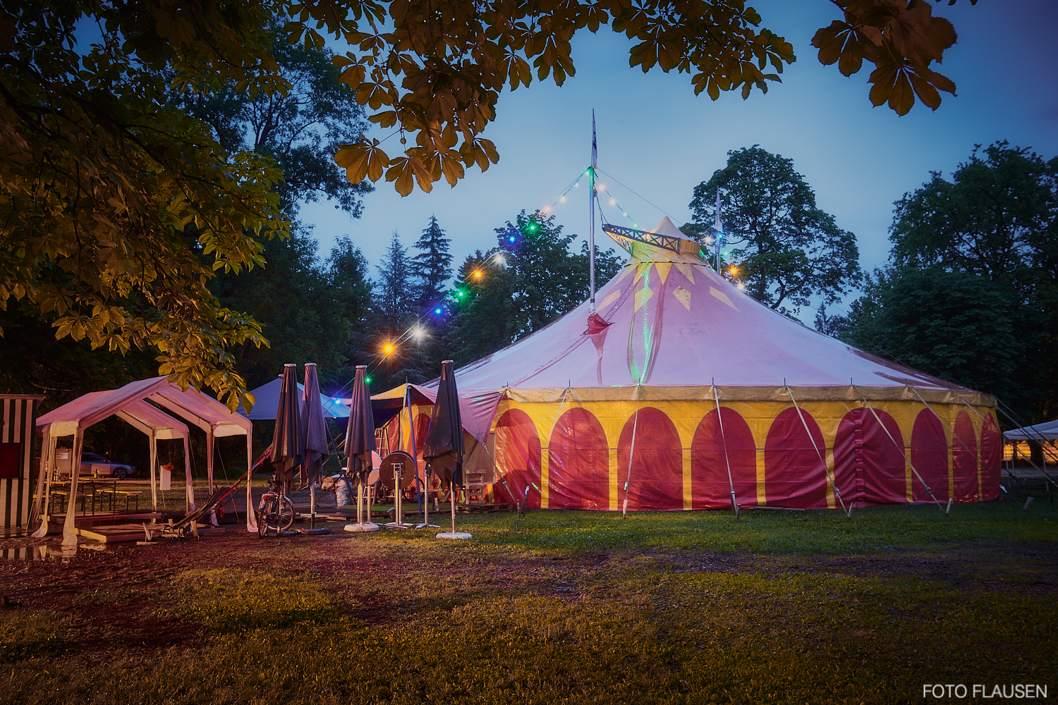 Theaterzelt im Volksgarten